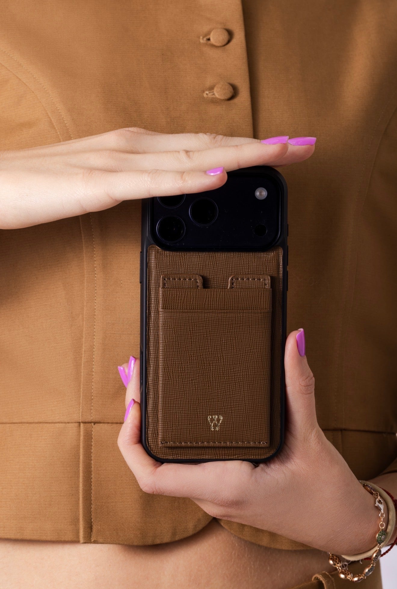 NO STRAP CASES