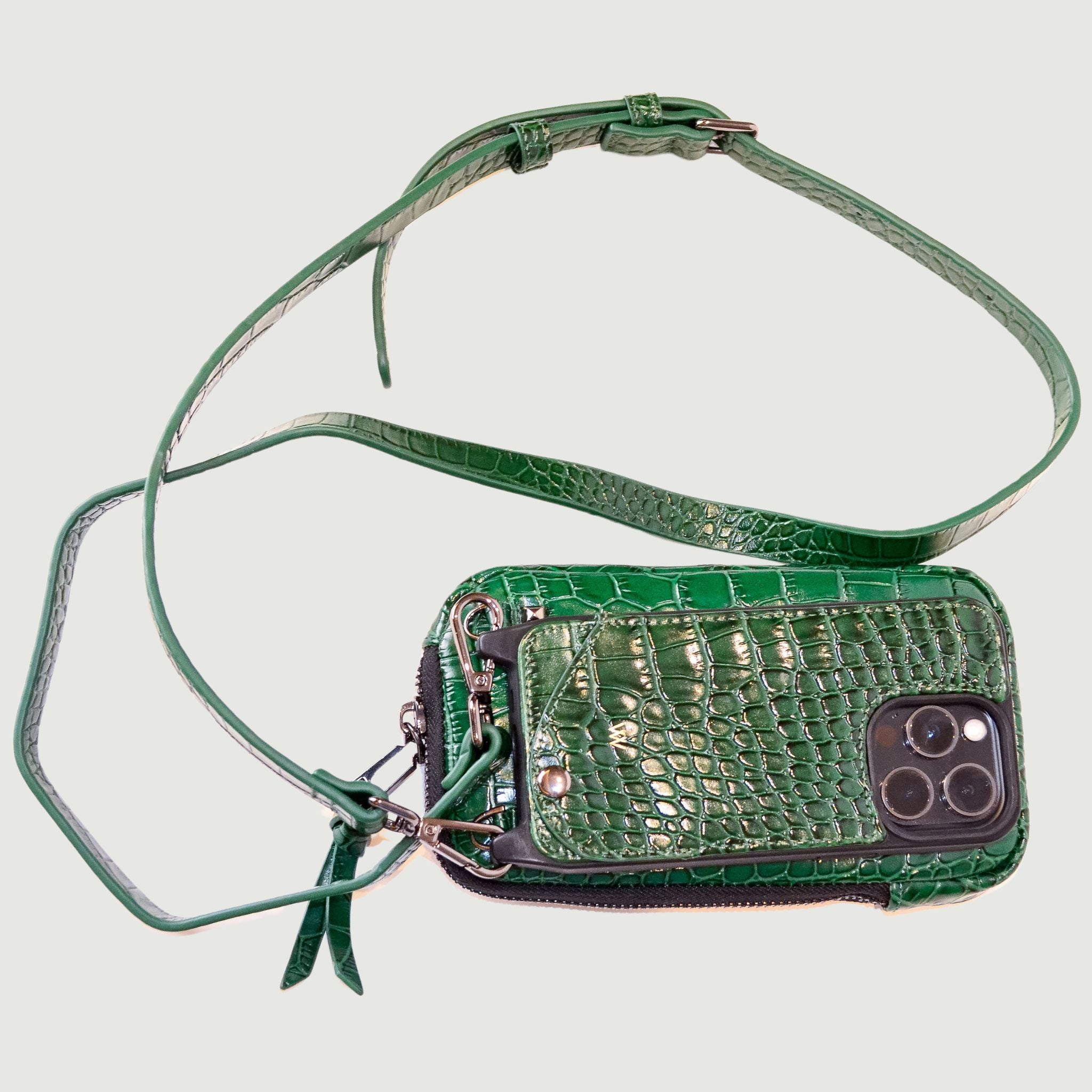 本日発送 ゴルチエ JPG Sleek Green Wallet GrabBag 本日発送 ゴルチエ JPG Sleek Green Wallet GrabBag - メルカリ
