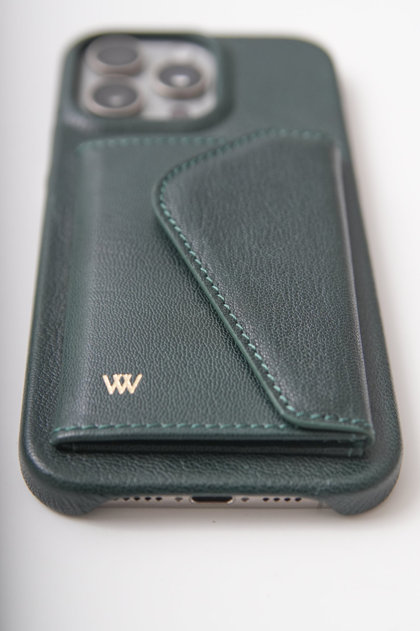 No Strap Dark Green Classic Case